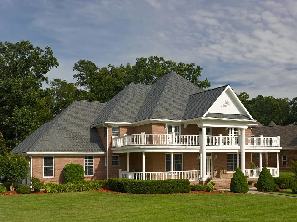 Colonial Slate on a home